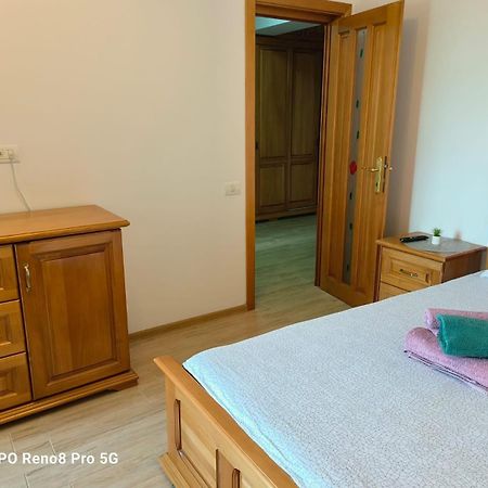 Jeni' S Apartament Köstence Dış mekan fotoğraf