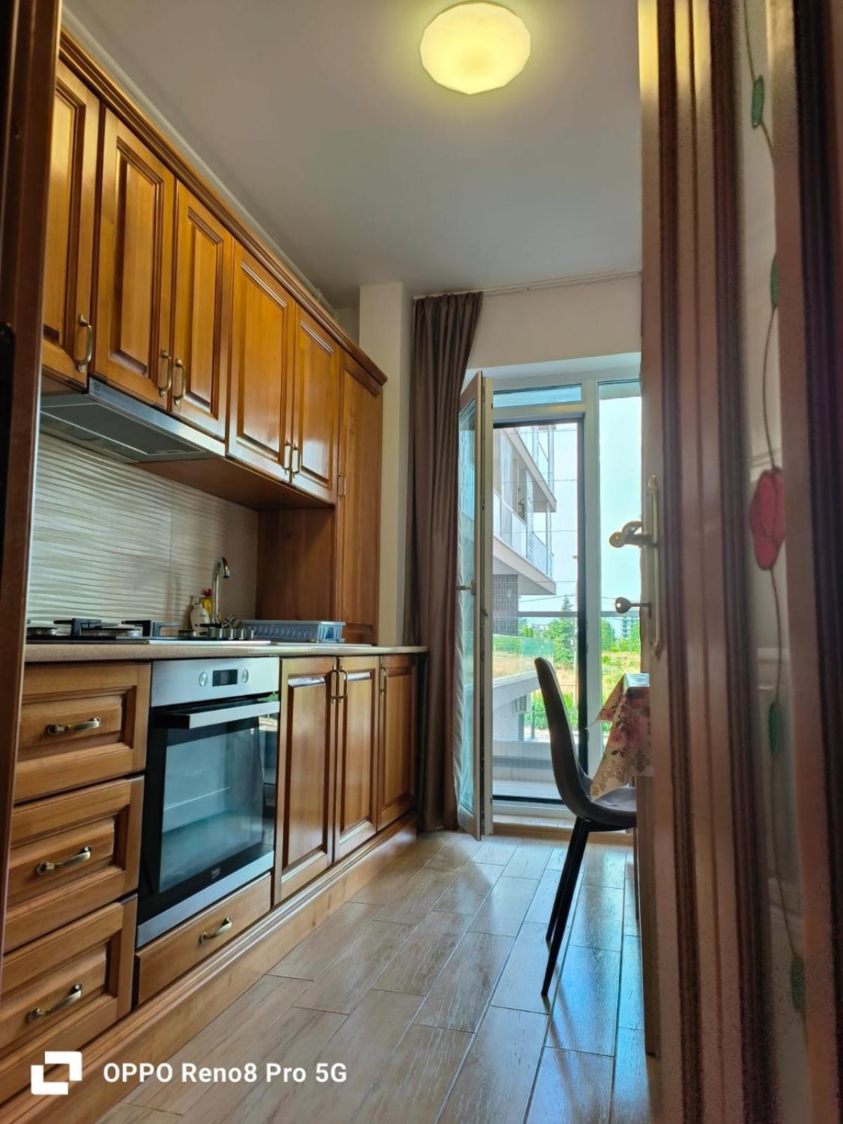 Jeni' S Apartament Köstence Dış mekan fotoğraf
